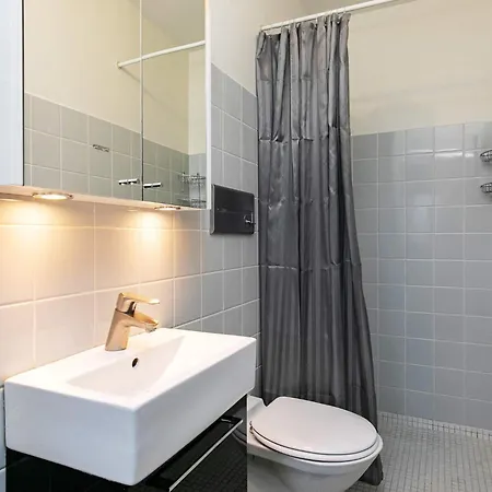 Appartement 5 Person On A In *